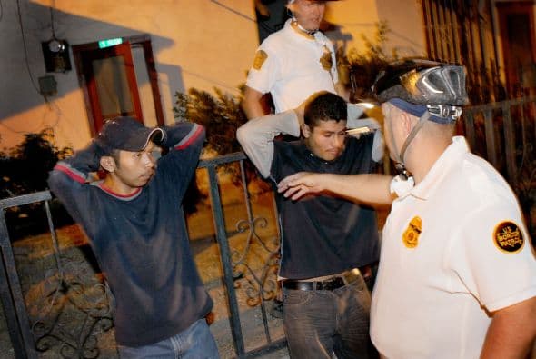 Escalante indicó que durante el presente año fiscal 2010 se han decomisado 856,900 libras de marihuana dentro del Sector Tucson el cual cubre el 90 por ciento de la frontera de Arizona.