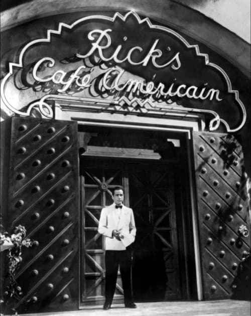 Así aparecía la puerta de Rick’s Café Américain en la película Casablanca.