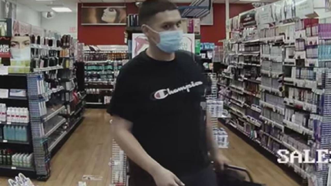 Buscan a sospecho de robar mercancía de Sally’s Beauty Supply en Surprise 