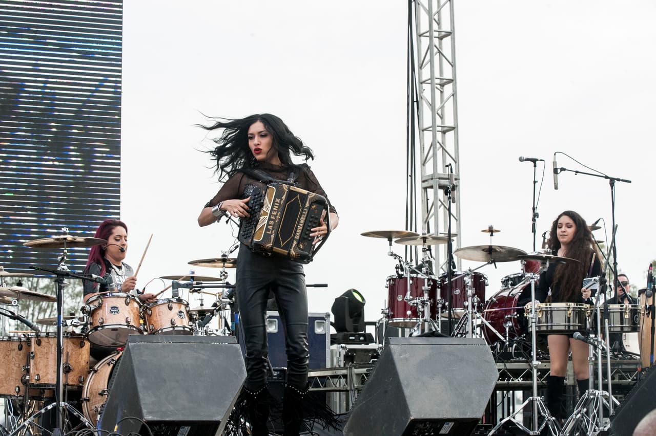 7 escenarios y mas de 50 artistas en 3 dias fueron los ingredientes para PuebloFest el 17 al 19 de marzo donde llegaron personas para disfrutar de todo el estado de California.