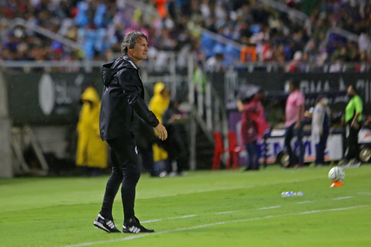 Caballero pedía explicaciones.