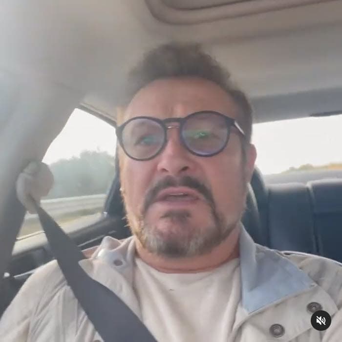 "
<b>Somos un grupo de amigos</b> que hacemos una rueda", continuó sobre la dinámica que lleva a cabo en esas charlas terapéuticas.
<br>