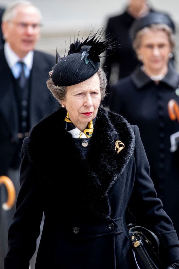 "
<b>No creo que esta generación más joven probablemente entienda lo que hice en el pasado</b> y a menudo es cierto ¿no es así? No necesariamente miras a la generación anterior y dices: 'Oh, ¿lo hiciste?' O '¿Fuiste allí?'".
<br>