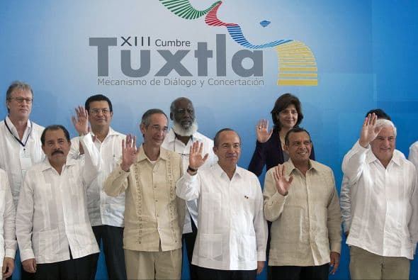 Asimismo consideró imperativo echar a andar el Tratado de Libre Comercio único entre México y Centroamérica, que se traducirá en más intercambios económicos, producción y empleo en la zona.