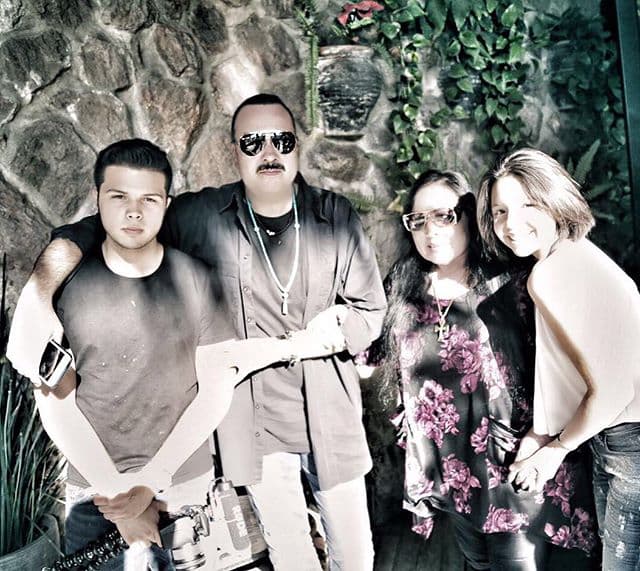 Sin duda alguna, Pepe heredó el talento musical de sus padres Antonio Aguilar y Flor Silvestre.