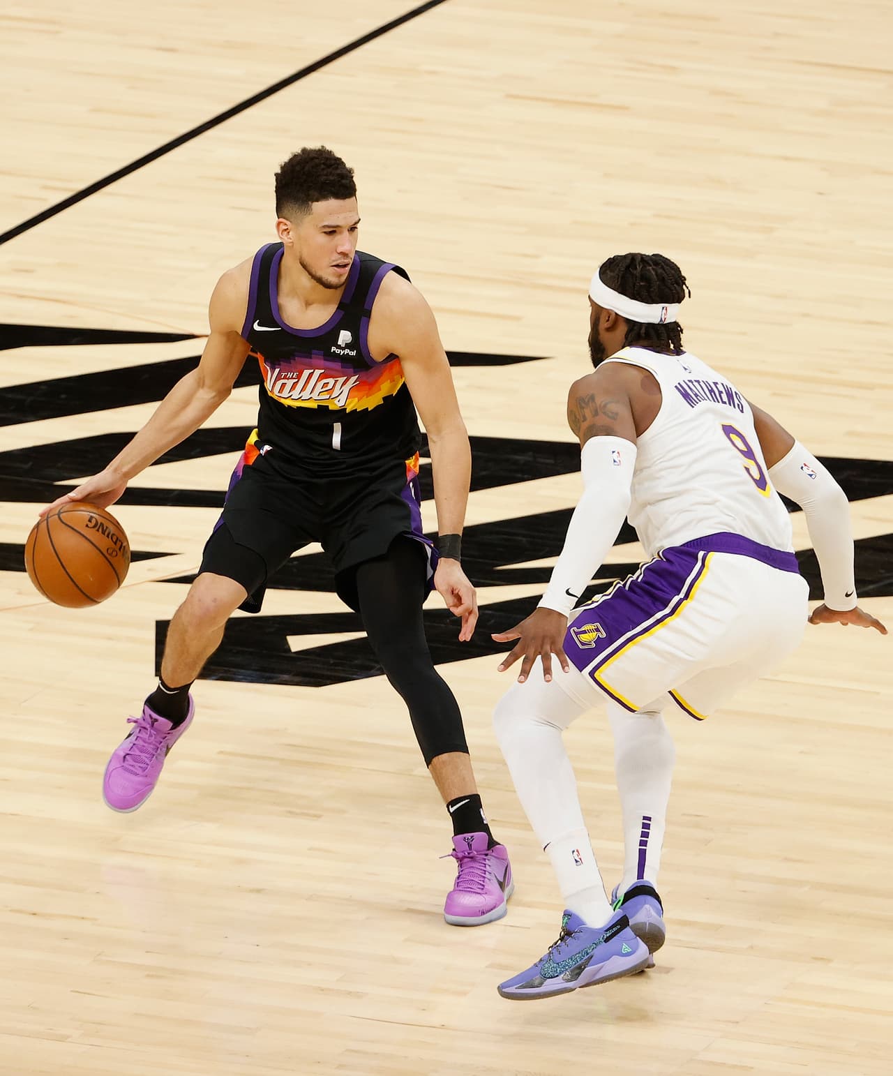 <a href="https://www.univision.com/deportes/temas/devin-booker">Devin Booker</a> fue la figura de Phoenix en el triunfo por 99-90. 
<br>