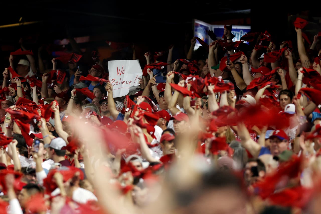 La victoria asegura un triunfo de la serie por 2-0 y pone fin a la temporada de Miami.