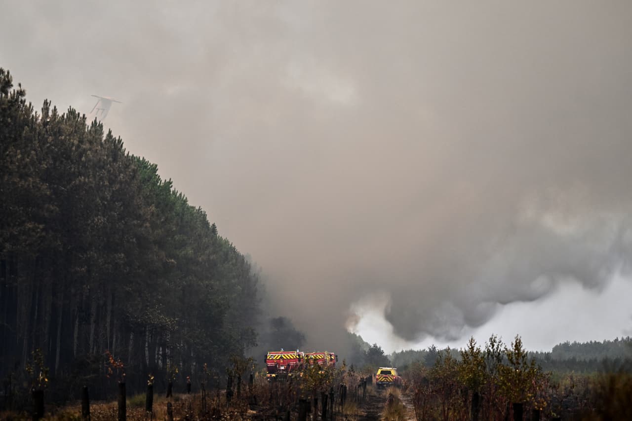 El aumento del calor podría mantener las condiciones favorables para que aparezcan nuevos focos o se reactiven zonas donde las llamas parecían controladas.