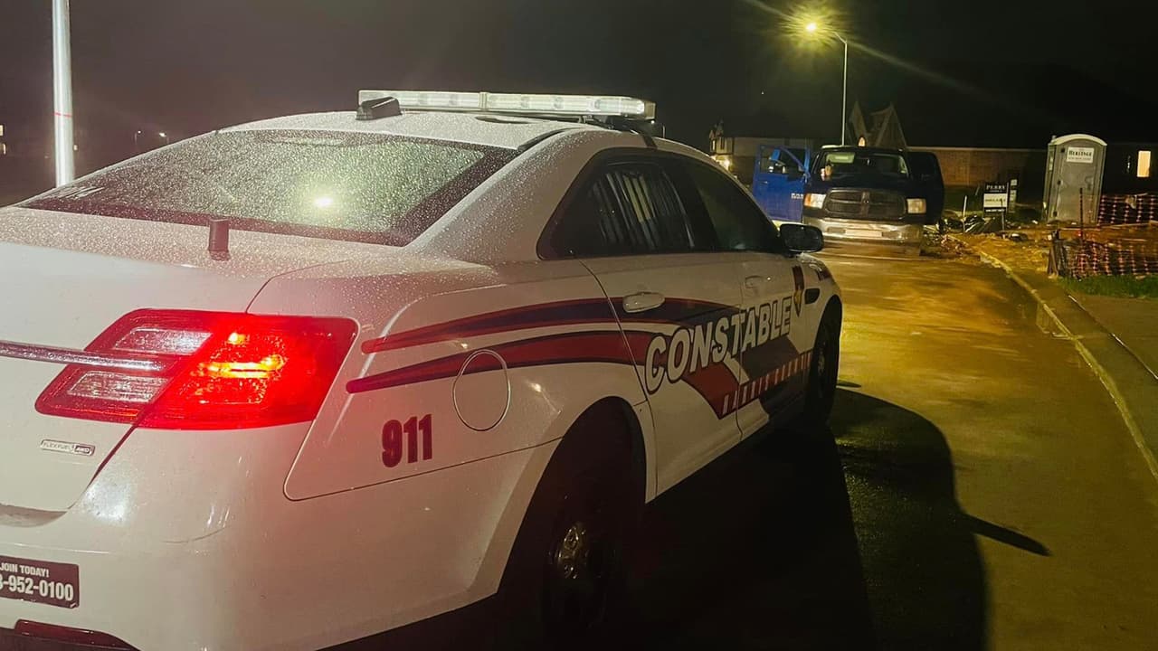 Sánchez también tenía cuentas pendientes con la justicia por agresión agravada con un arma mortal.