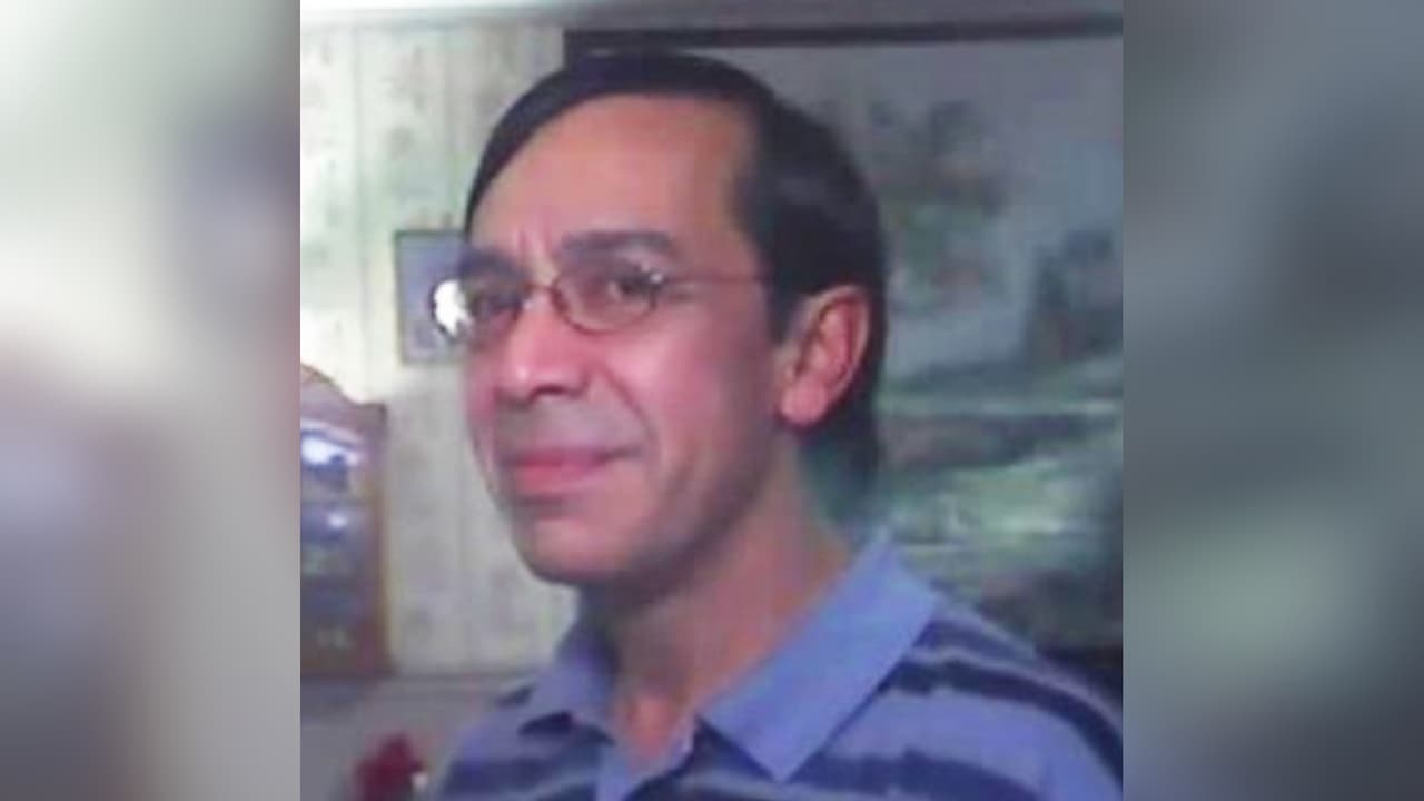 Víctor Ramos muere por exceso de calor en su cuerpo; lo hallaron inconsciente en su casa en Houston