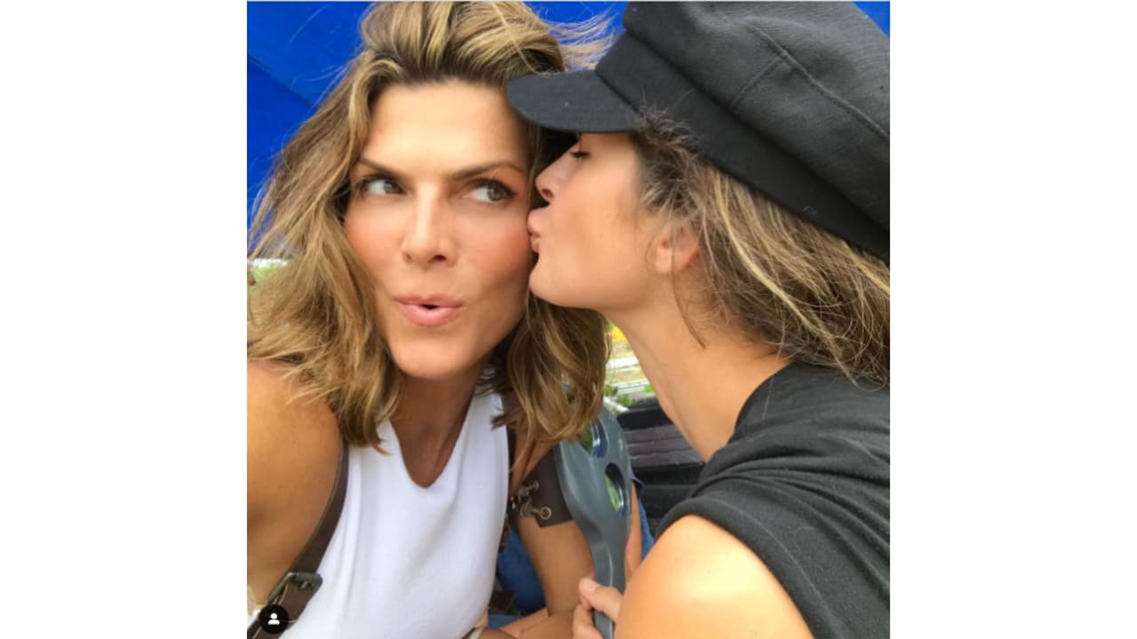 En redes sociales, Montserrat y Yaya demuestran la complicidad que hay entre ellas y el sólido matrimonio que han formado.