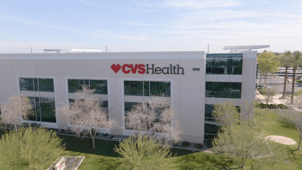 CVS Health invirtió $6 millones en su oficina de 
<i>Aetna One Advocate</i> en Chandler [1255 S. Spectrum Boulevard] para poder agregar más puestos de trabajo. 
<br>