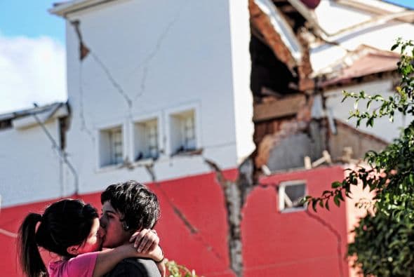 El terremoto magnitud 8.8 y el posterior tsunami dejaron escenarios inimaginables y rostros inconsolables que se han ido esfumando a lo largo de un año.