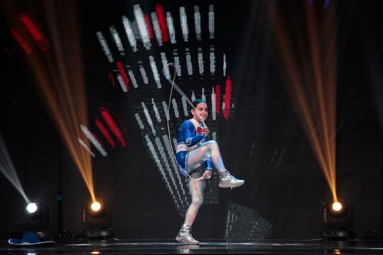 Otro talentito llegó al escenario del reality show infantil. En esta ocasión se trató de María Pérez, una niña que hizo su entrada triunfal al ritmo de 'El mariachi loco'.