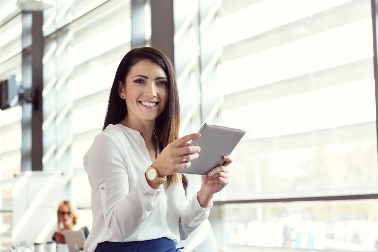 Es por eso que, tu piel debe estar protegida, especialmente para evitar que se reseque o que tenga un envejecimiento prematuro. Aquí algunos consejos para ello.