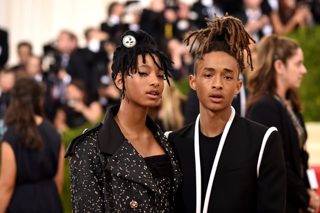 <b>#8 Jaden y Willow Smith </b>
<br>Los hijos de Will Smith y Jada Pinkett tan sólo se llevan dos años de diferencia: Jaden nació en 1998 y Willow en el 2000. No obstante, podrían pasar como mellizos.