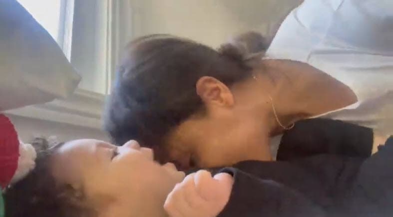 Y es que esta Navidad será la primera que vivirá al lado de su querido hijo. 
<br>