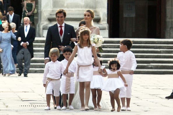 En esos días, Carlos, Astrid, Markuss y Liane aparecieron en 
<a href="https://www.instagram.com/p/Bv7NtToBAHl/" target="_blank">una foto</a> de estudio con un letrero en el que informaban de la llegada del quinto miembro de la familia: “Vamos a ser hermanos mayores”.