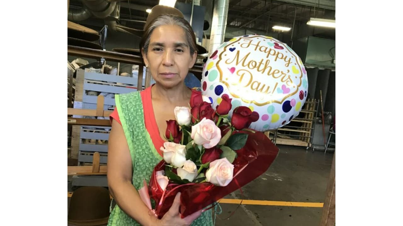 Paula Reyes era amorosa y cuidaba de sus nietos y sobrinos, dice su familia. “Ella siempre estuvo rodeada de niños, le gustaba atender a niños”, dijo Ana Alvarado, su sobrina.