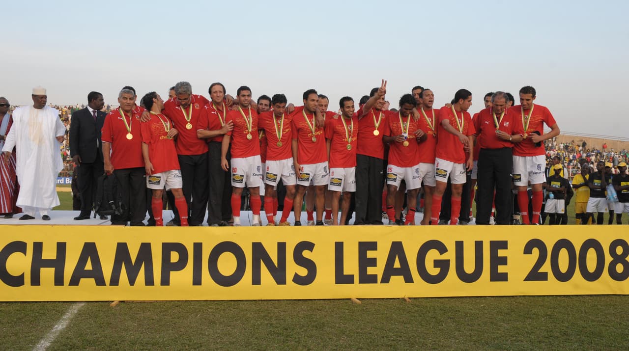 Al-Alhy de Egipto tiene 20 títulos internacionales entre 8 Champions League de África, una Copa Confederación Africana, seis Supercopas africanas, cuatro Recopas africanas y una Copa Afro-Asiática.