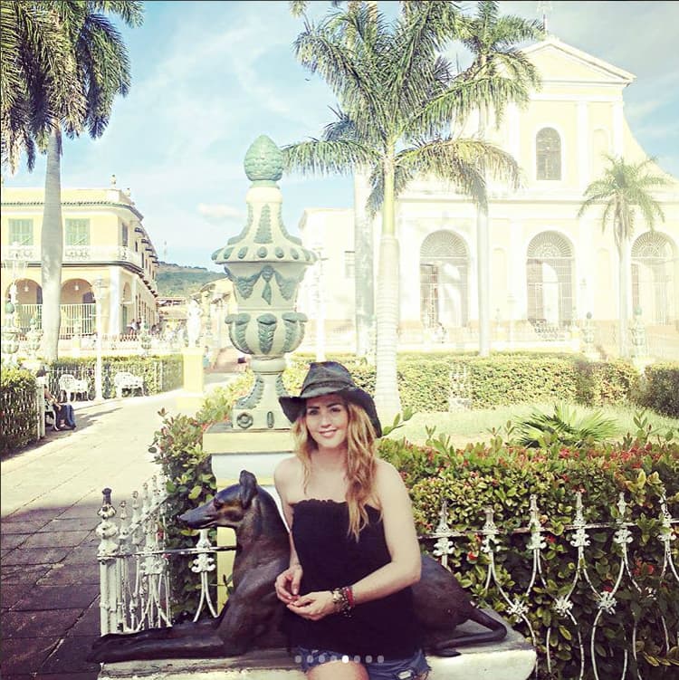 A través de su cuenta de Intagram, Andrea Legarreta compartió varias instantáneas de La Habana y otros sitios turísticos de Cuba.