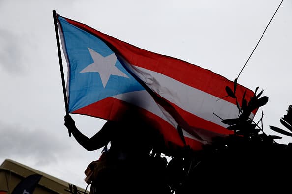 Diáspora puertorriqueña en Texas reacciona ante los arrestos del FBI en la Isla