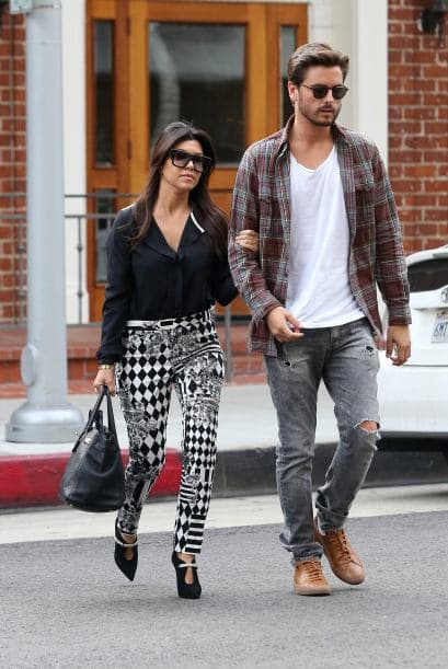 Otros medios como HollywoodLife.com afirman que todo sucedió dentro de la casa que tienen en los Hamptons.