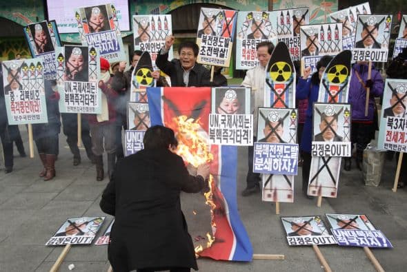 Tras confirmarse la prueba nuclear, el secretario de Estado de EEUU, John Kerry, y su homólogo surcoreano, Kim Sung Hwan, acordaron tomar medidas de manera "rápida y unificada".