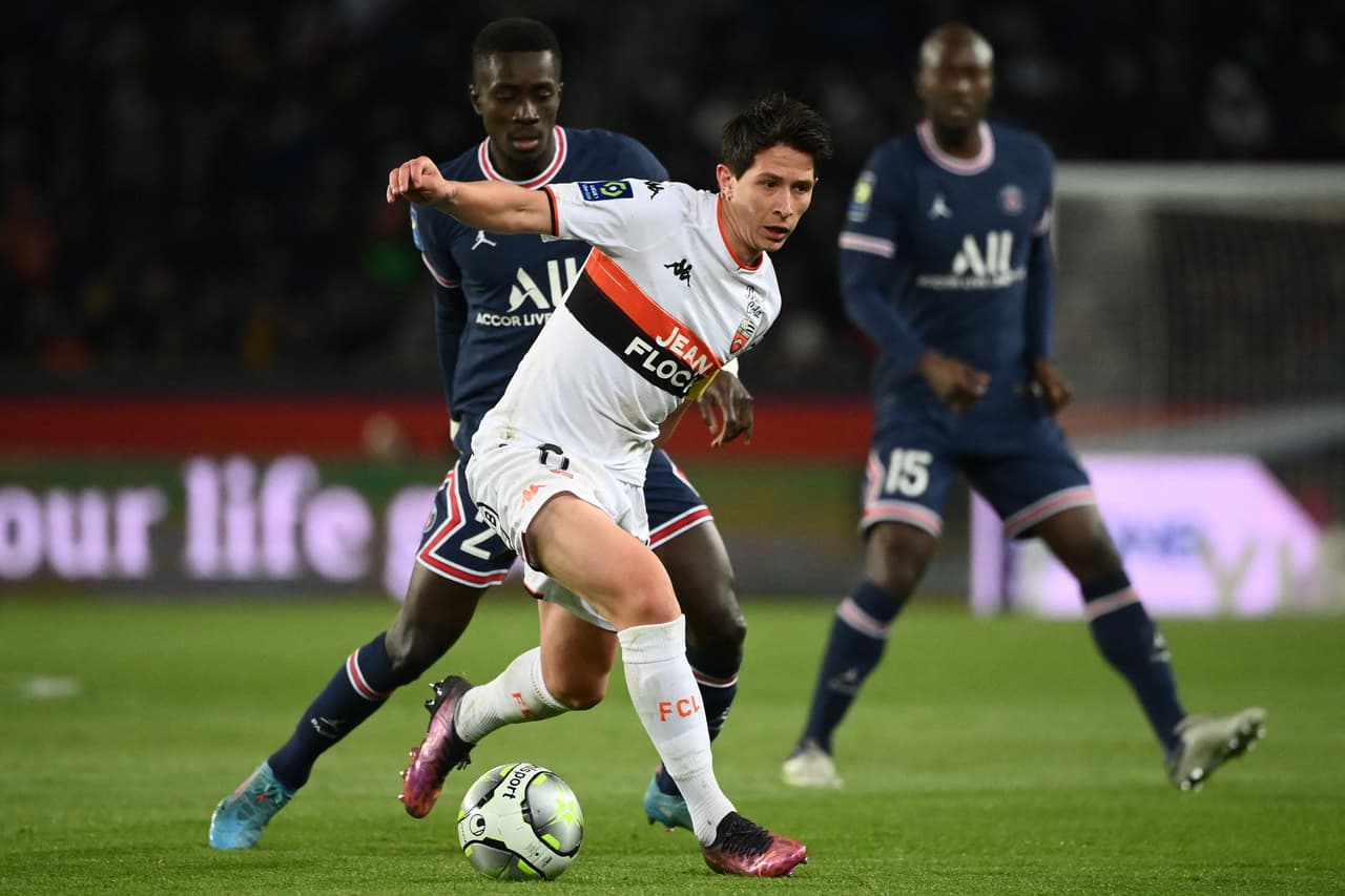 El PSG goleó al Lorient gracias a los dobletes de Neymar y Mbappé, así como otro tanto de Messi.