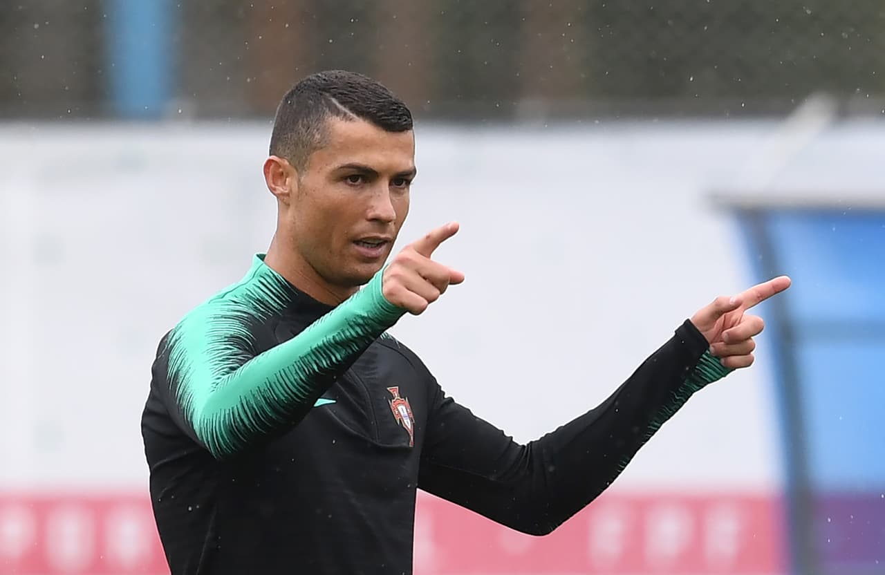 Medios españoles advirtieron que Real Madrid buscará mantener a Cristiano Ronaldo y para ello le pagaría 30 millones de euros de sueldo, además de variables.