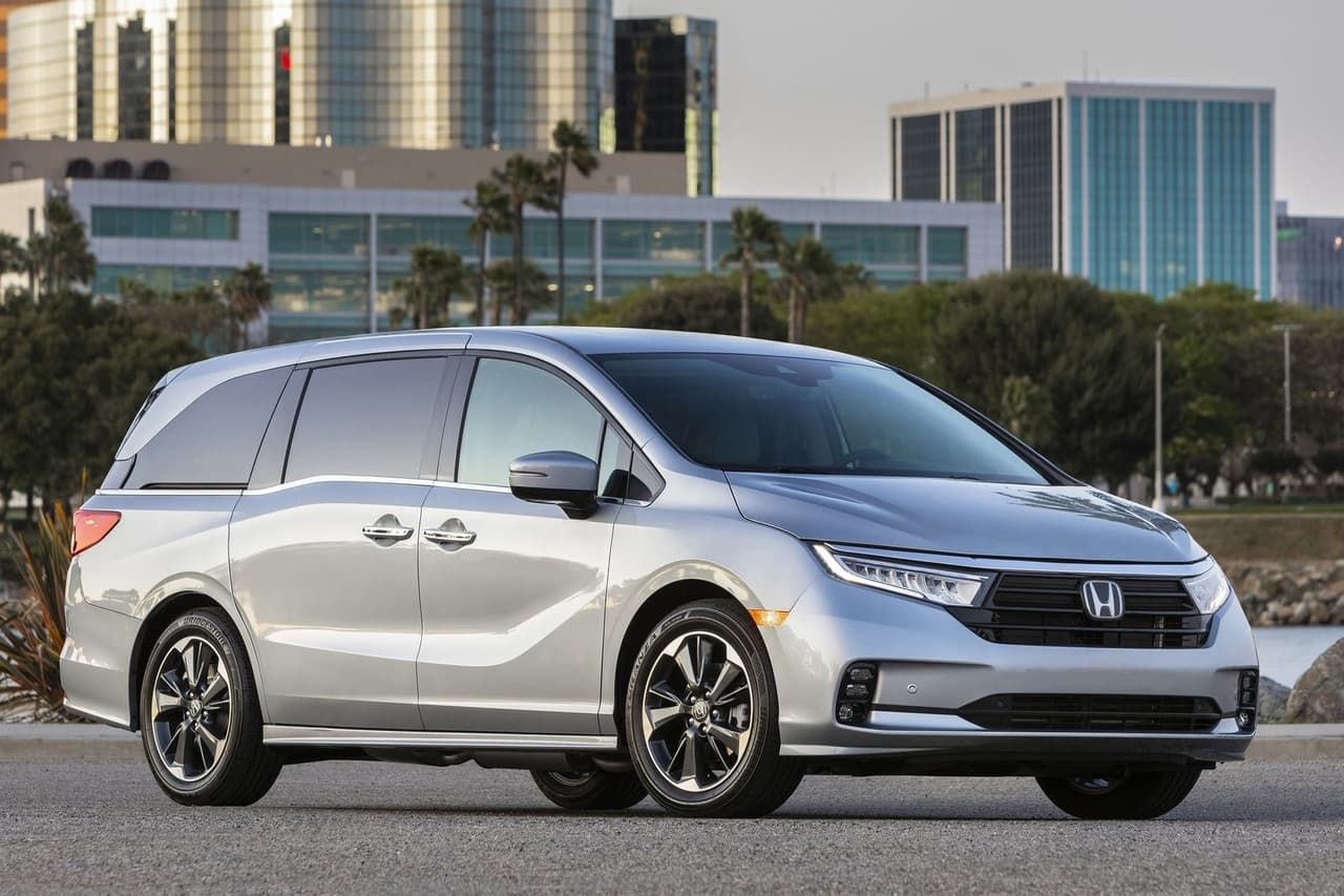<h3 class="cms-H3-H3">Categoría - Minivans</h3>
<br>
<br>
<b>Fabricante: </b>Honda
<br>
<b>Modelo: </b>Odyssey
<br>