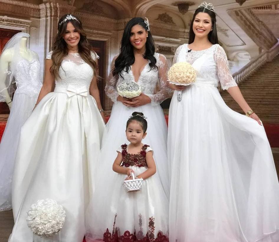 Y aunque aún no confirma los nombre de sus damas de honor, sabemos que Giulietta, la hija mayor de Ana Patricia, se verá muy linda de pajecito, tal como la vimos a su lado meses antes de su compromiso con Francesco.
<br>