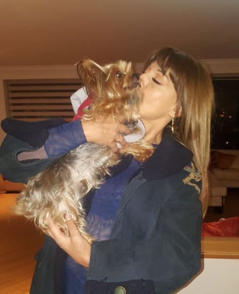 El tiempo pasa pero Amparo Grisales luce mejor que nunca, seguramente deslumbrará con sus vestuarios en 'Muñecas de la mafia'.