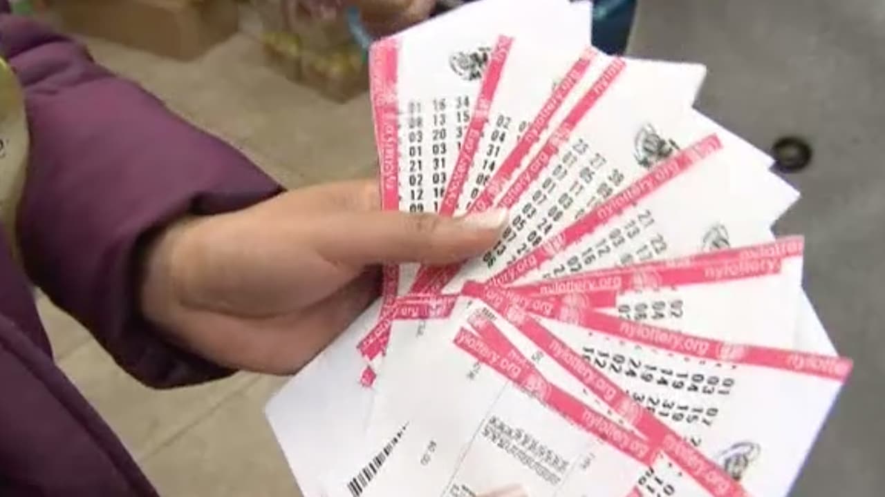 Como hasta ahora nadie ha ganado el premio, el acumulado del Mega Millions ha llegado a 1,100 millones de dólares, el segundo premio más grande en la historia de Estados Unidos.
