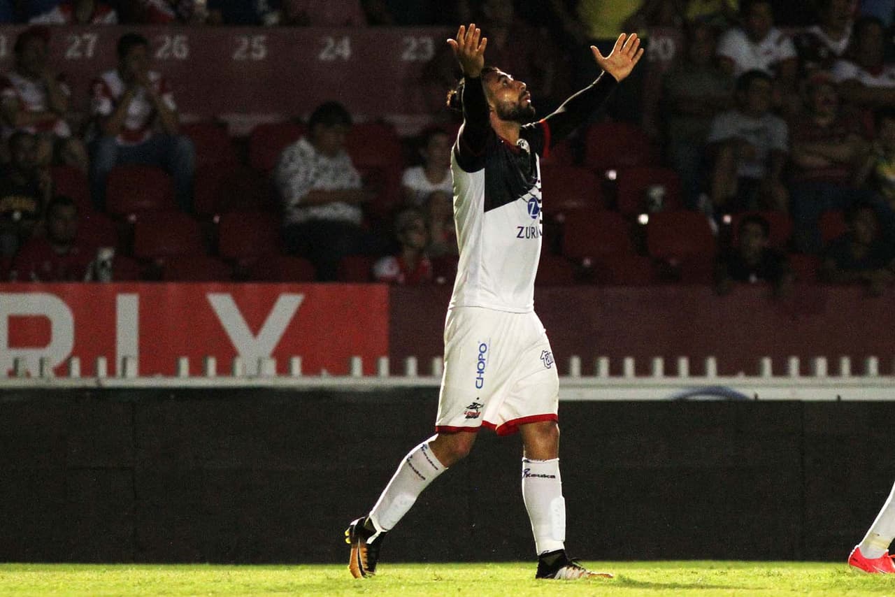 Por lo pronto, Dorados ha anunciado la llegada de dos nuevos jugadores a la plantilla, el primero de ellos el delantero Amaury Escoto.