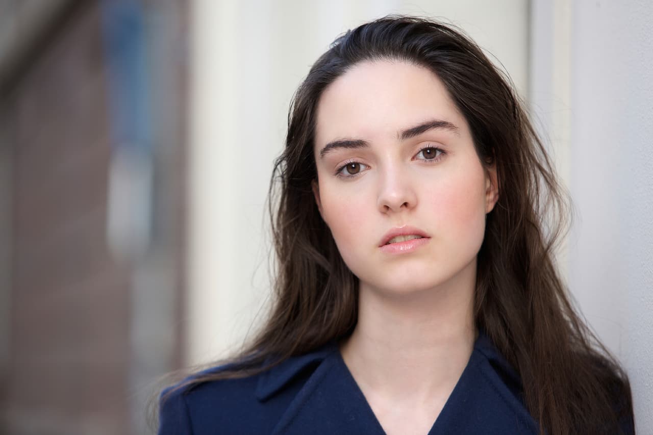 Por otra parte tu seriedad capricorniana y sentido de la rectitud y el deber puede molestar a personas más liberales.