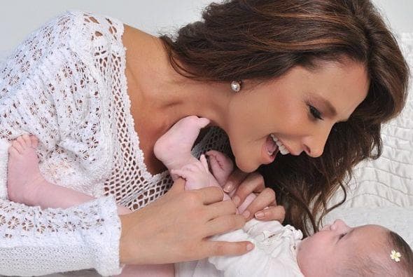 Lamentablemente, Lorena perdió la vida el 16 febrero de 2015, pues el cáncer de mama que le fue diagnosticado en 2008 hizo metástasis en los huesos e hígado.