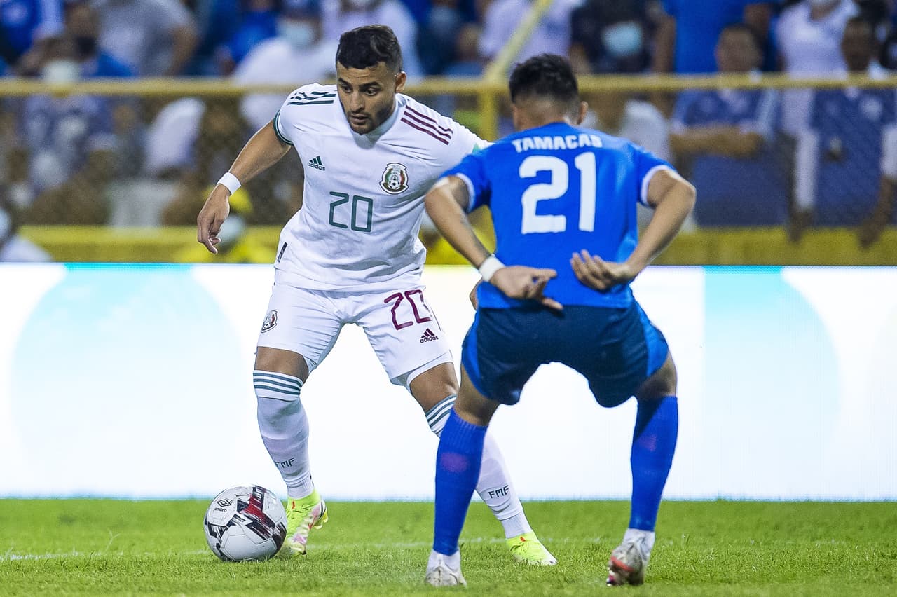 Con anotaciones de Héctor Moreno y Raúl Alonso Jiménez, México vence 0-2 a El Salvador.