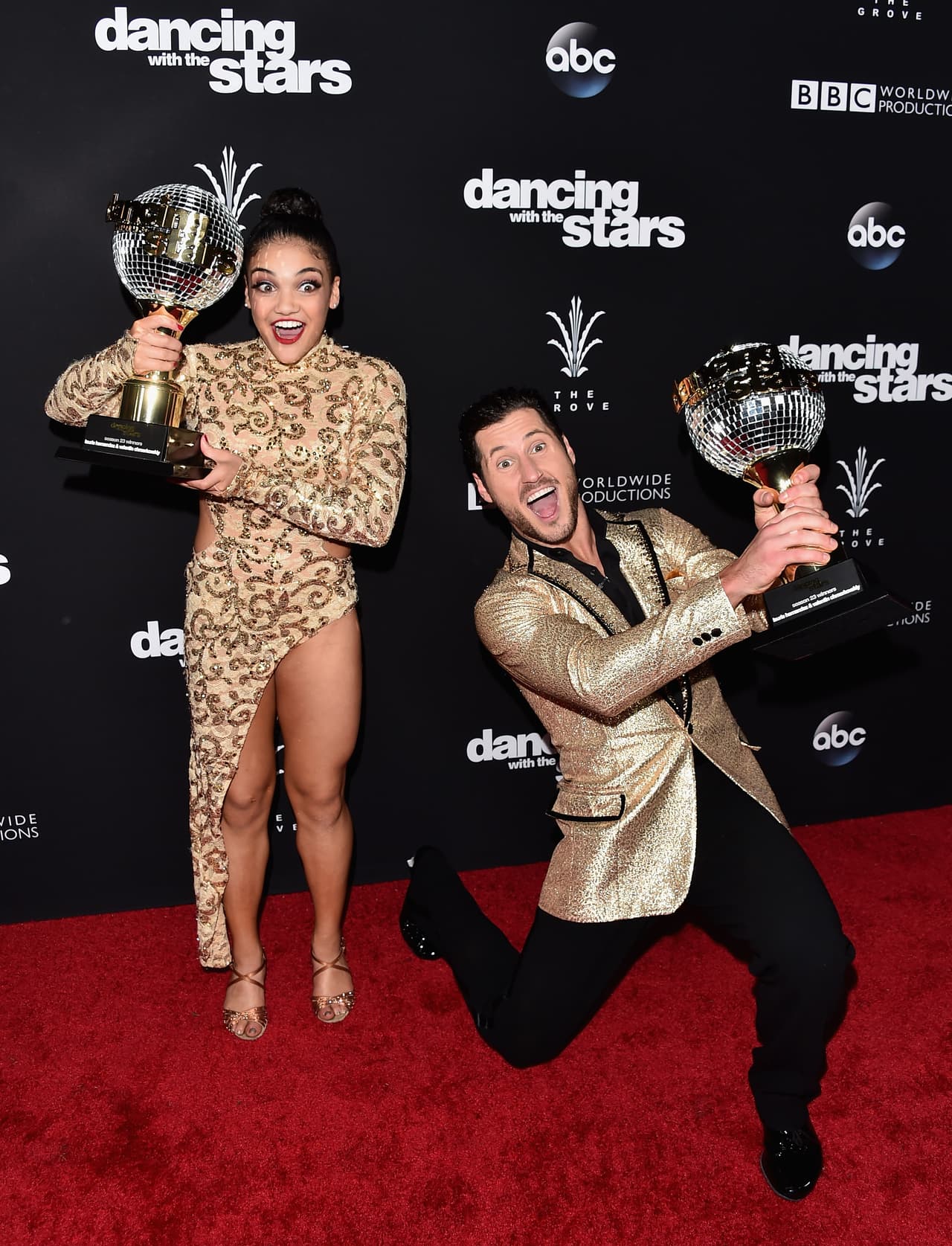 Laurie Hernández es parte del equipo de gimnastas olímpicas que tuvieron un rol sobresaliente en los Olímpicos de Río de Janeiro pero su talento no termina ahí: esta chica de 16 años también mostró que cuando de bailar se trata pueden contar con ella para concursar (y arrasar) en el programa 'Dancing with the Stars'.