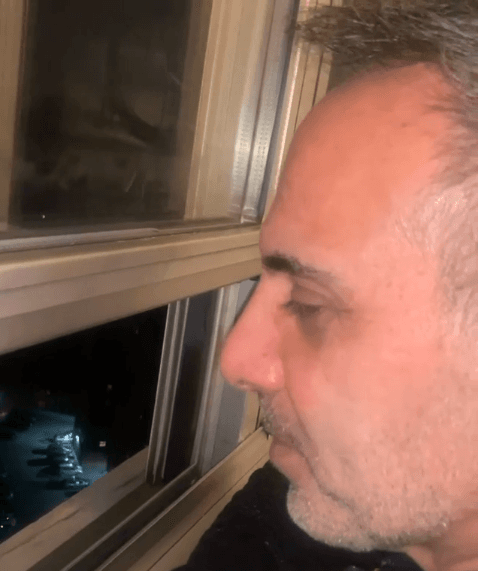 Al parecer nuestra querida Gelena se pasó un poco en el corte y en un segundo post preguntó a sus seguidores cómo podría hacer para que le creciera más rápido el cabello a su esposo.