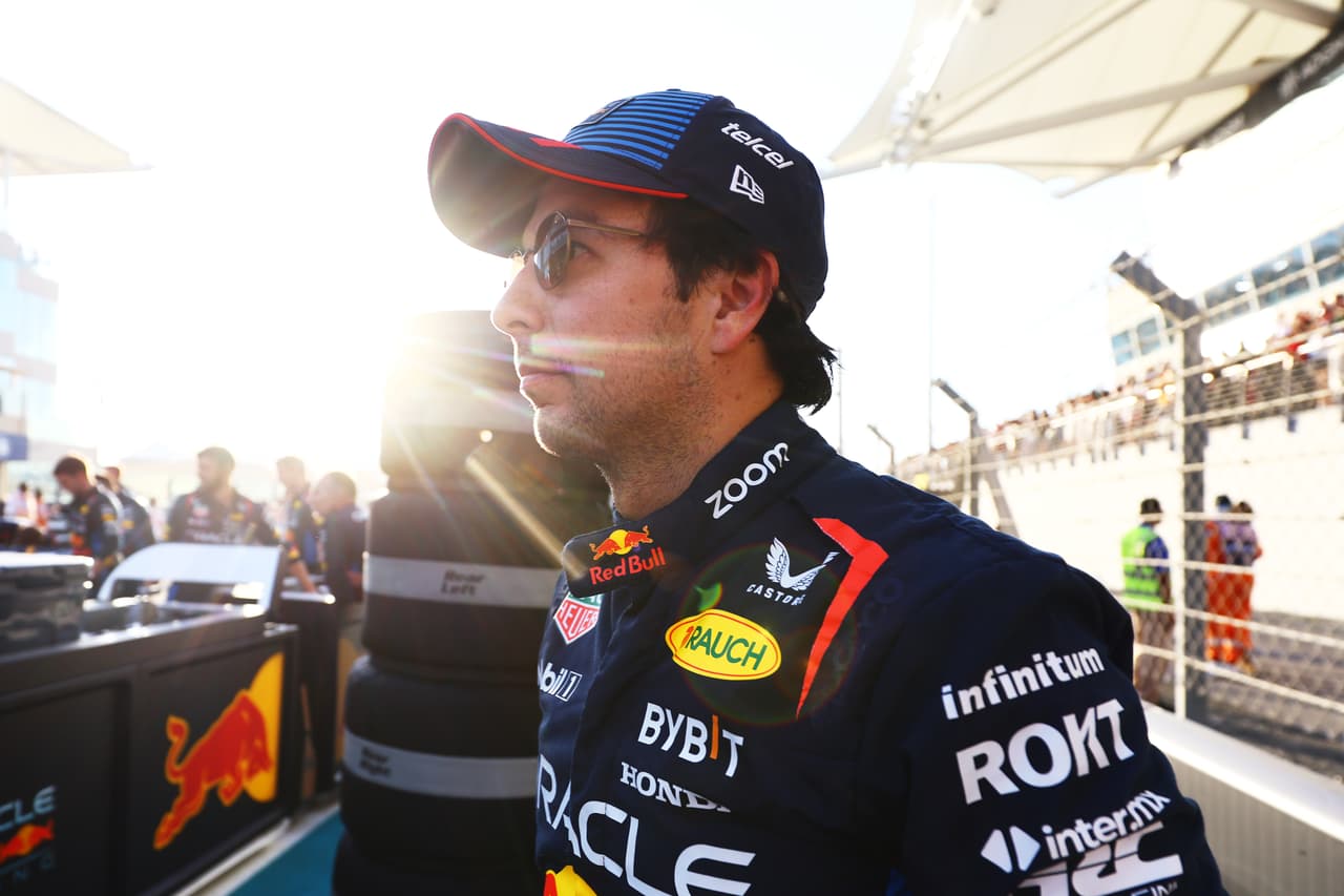 Checo Pérez reaparece con emotivo mensaje