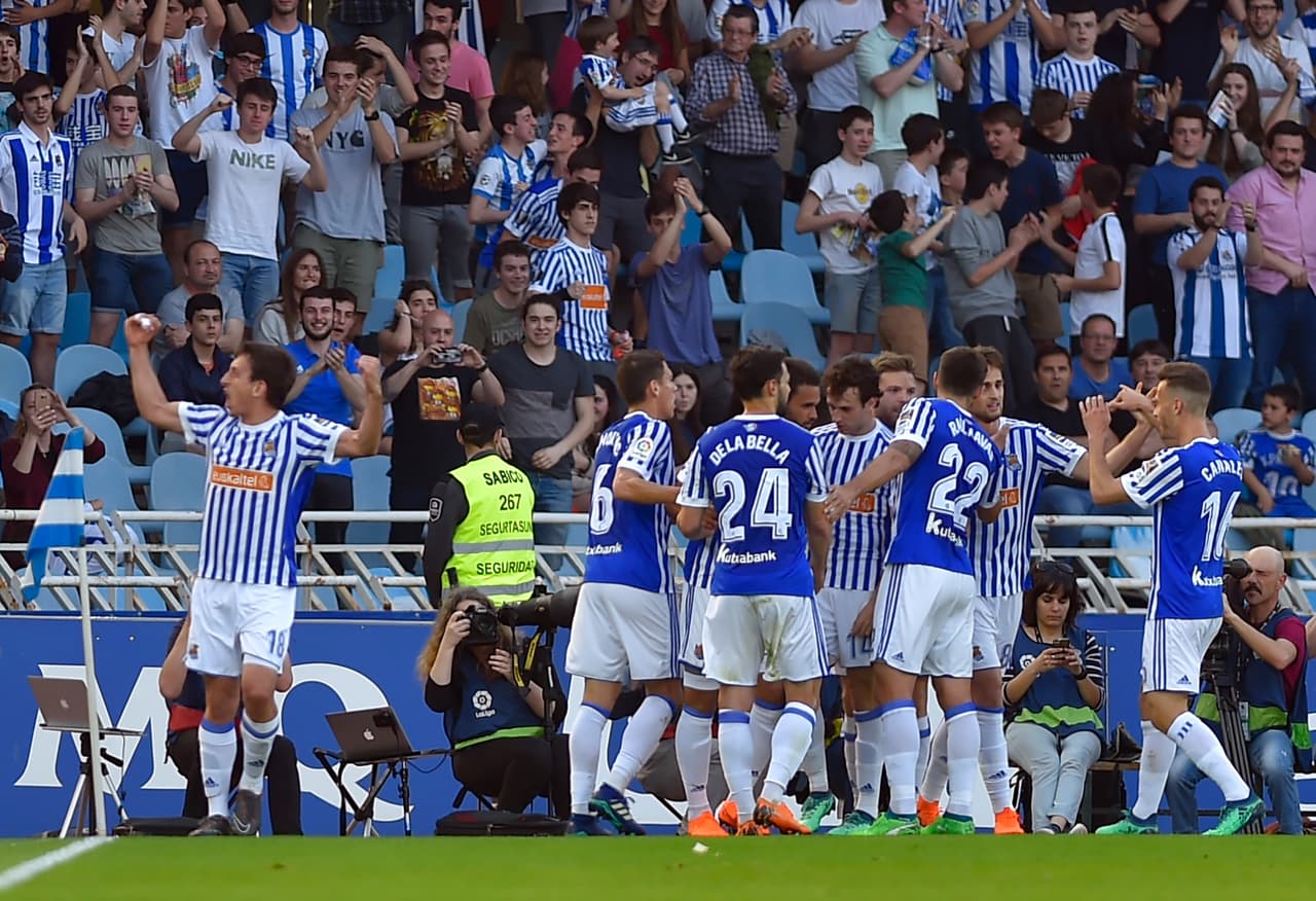 Goles al minuto 35 y 45 del ssegundo tiempo pusieron el definitivo 3-0 a favor de Real Sociedad.