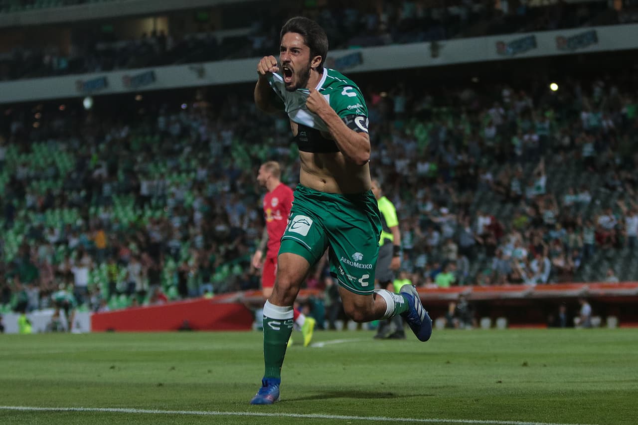 Santos renueva contrato de Abella y tiene capitán para rato