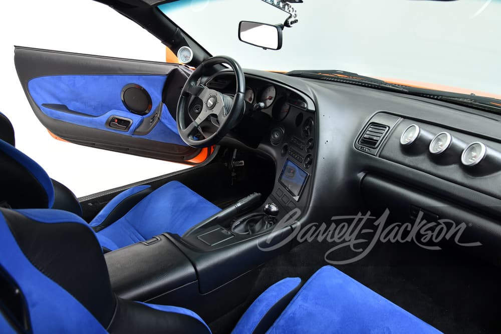 Tomando en cuenta que se trata de una unidad en condiciones impecables y que además fue conducida por el popular actor, era de esperarse que superara fácilmente el monto que pagaron en esa ocasión.