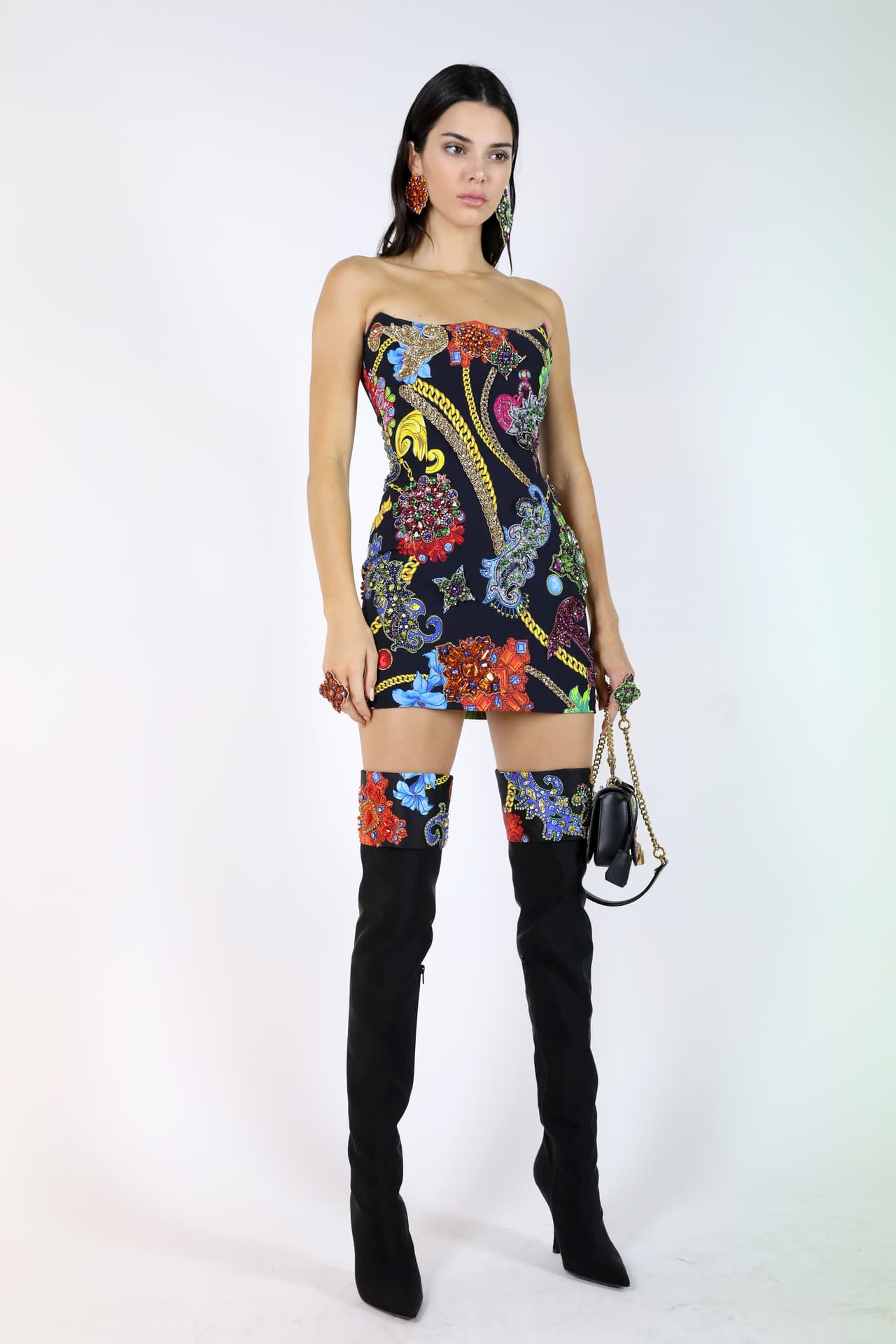 La supermodelo 
<b>Kendall Jenner</b>, de 22 años, 
<b>no cambiaría su lugar </b>en la orden de las hermanas con más dinero y su dirección profesional sería similar.