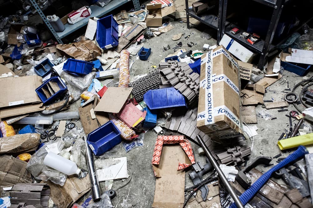 Betty Amadio, una de las dueñas de la fábrica de embutidos, aseguró que las pérdidas son incalculables, pues no solo fueron saqueados alimentos, sino también computadoras, mobiliario y todo tipo de maquinarias.