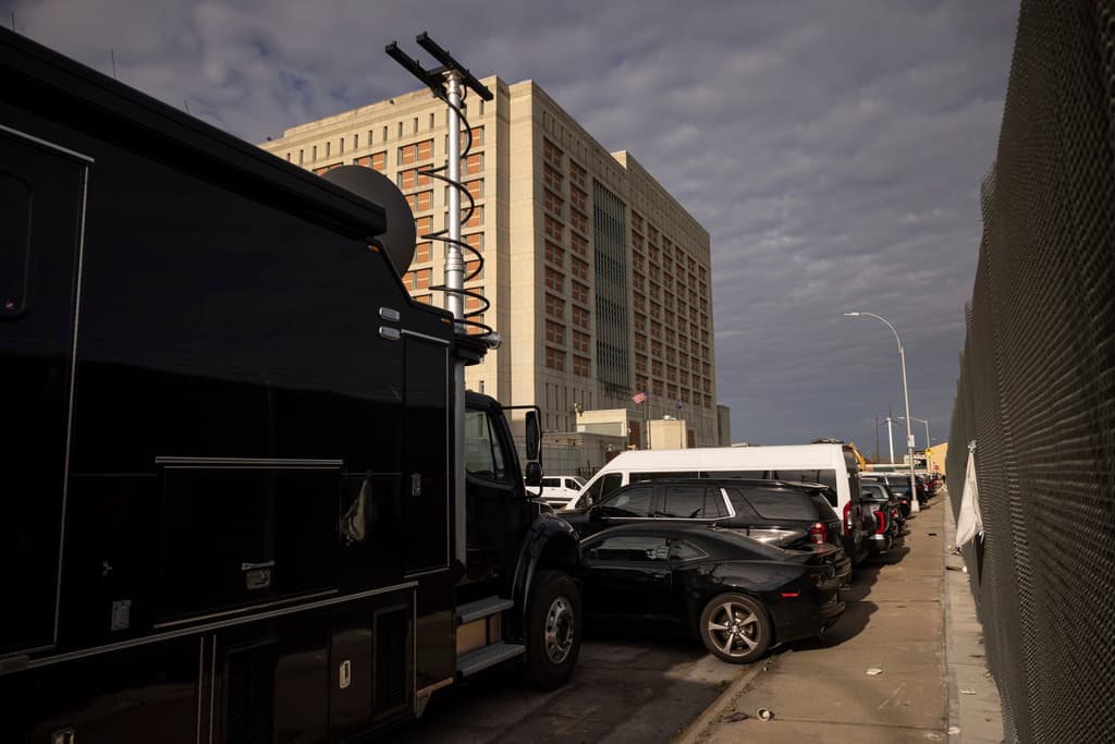 Las autoridades federales iniciaron este lunes una operación interinstitucional en el Centro de Detención Metropolitano de Brooklyn.