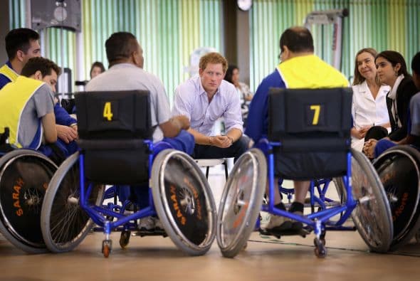 El príncipe visitó el Centro Internacional de Neurorrehabilitacion Sarah Kubitschek.