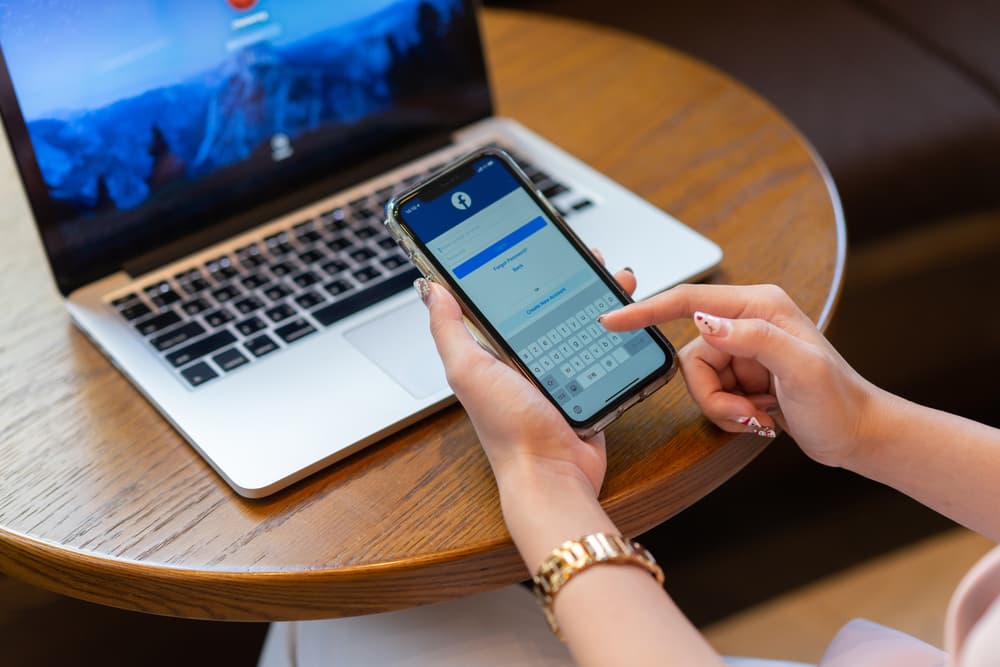 <b>SIGNOS DE FUEGO (ARIES, LEO Y SAGITARIO)</b>
<br>Aprovecha para tomar el teléfono y llamar a esa persona con la que hace mucho no hablabas y darle la sorpresa de su vida. Verás lo que va a ocurrir. Es la luna de la sorpresa.
<br>