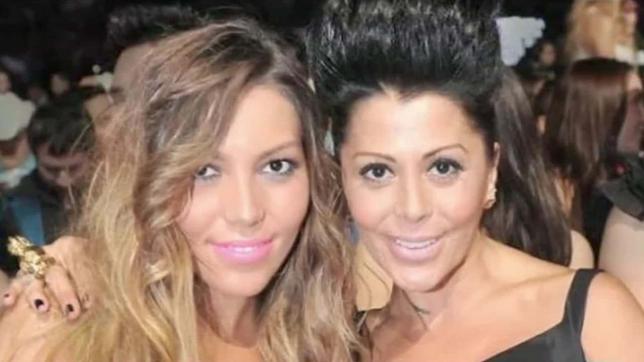 Alejandra cree que las razones por las que la golpéo son “mucho alcohol y muchos resentimientos, muchas cosas que ella no ha perdonado y que no ha querido ver, porque de que ha estado ahí, he estado ahí”. 
<br>